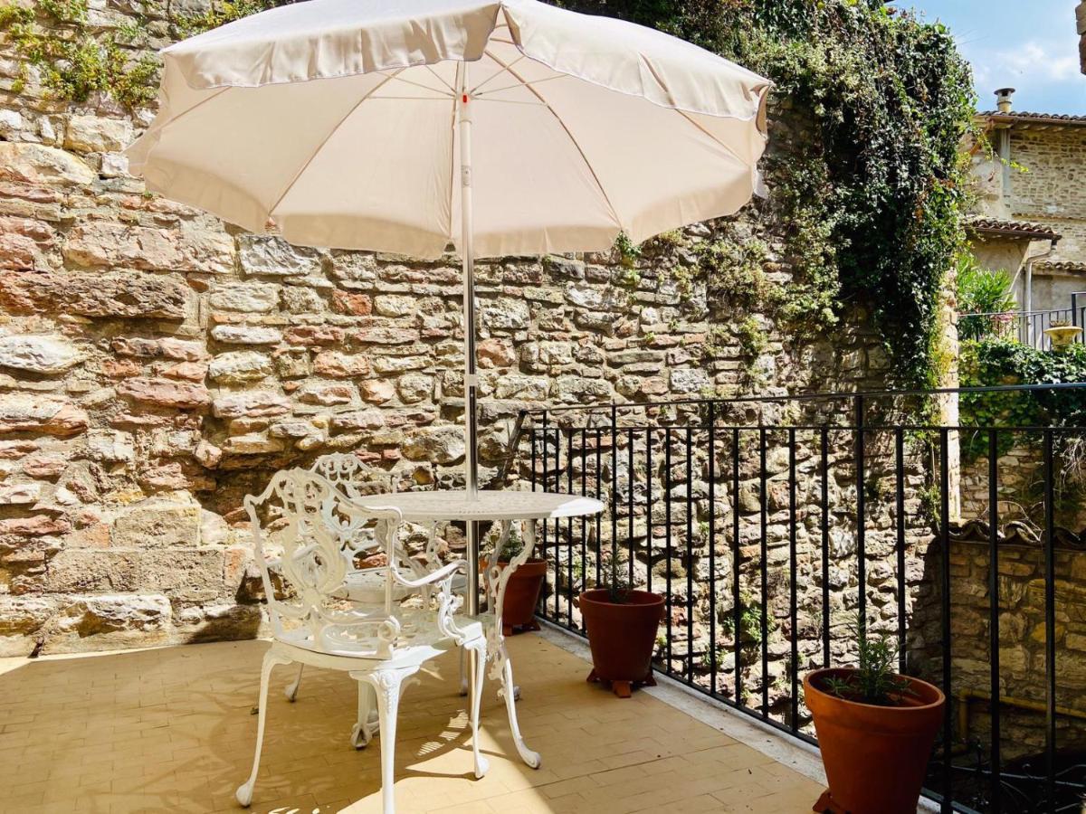 Hotel La Fortezza Asís Exterior foto